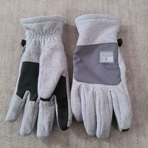 Under Armour gloves